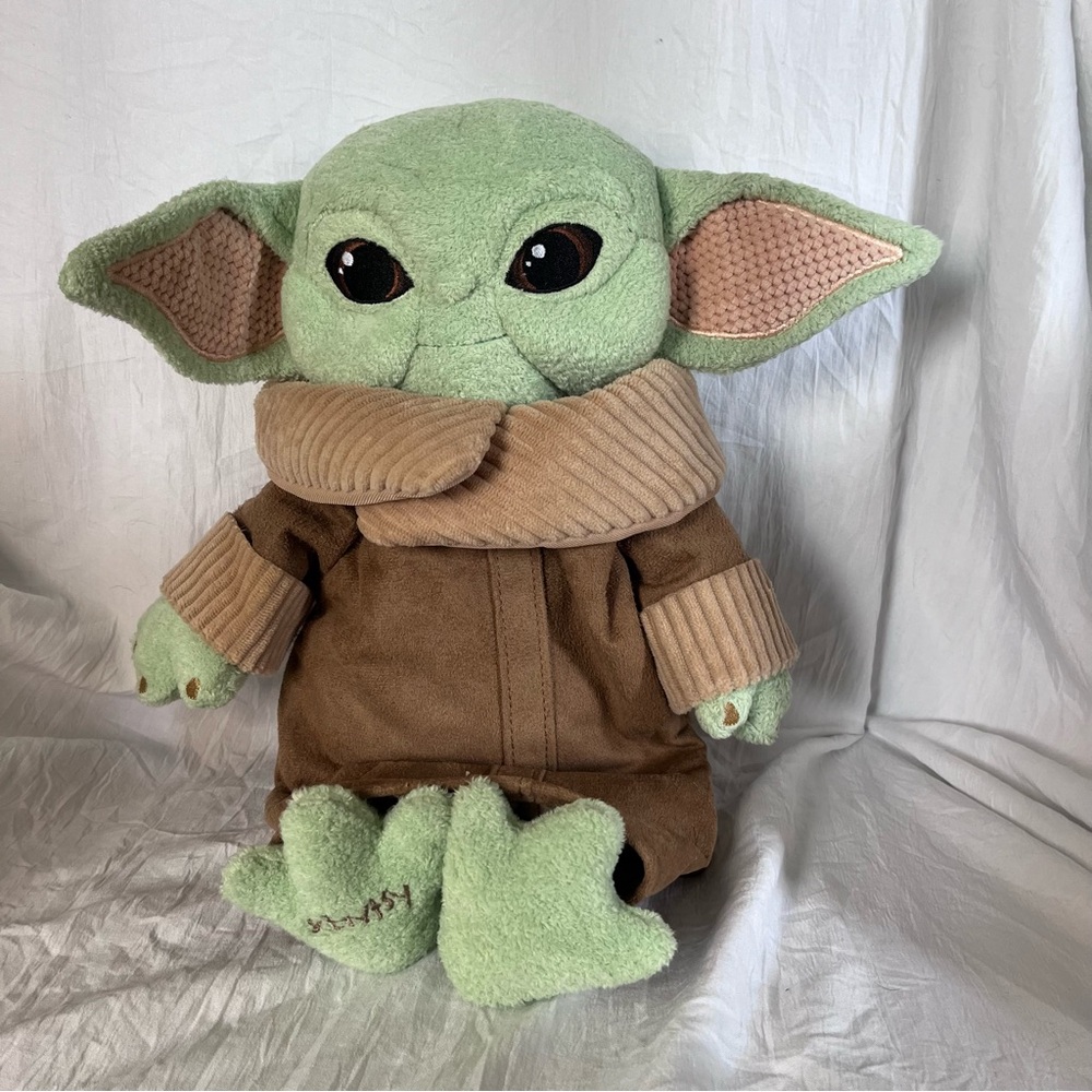 Scentsy Buddy Star Wars The Mandalorian Grogu Baby Yoda Plush Toy